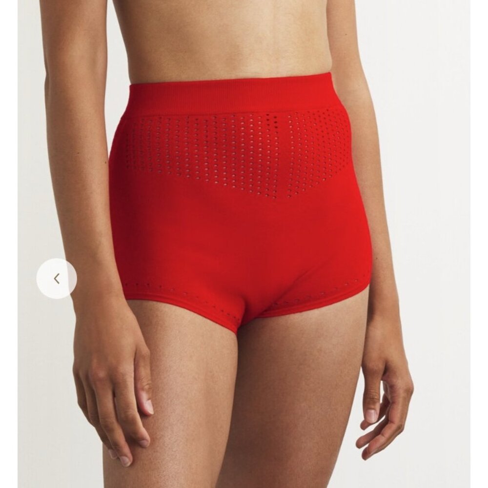 Max Mara Knitted Shorts in Red ( S )
